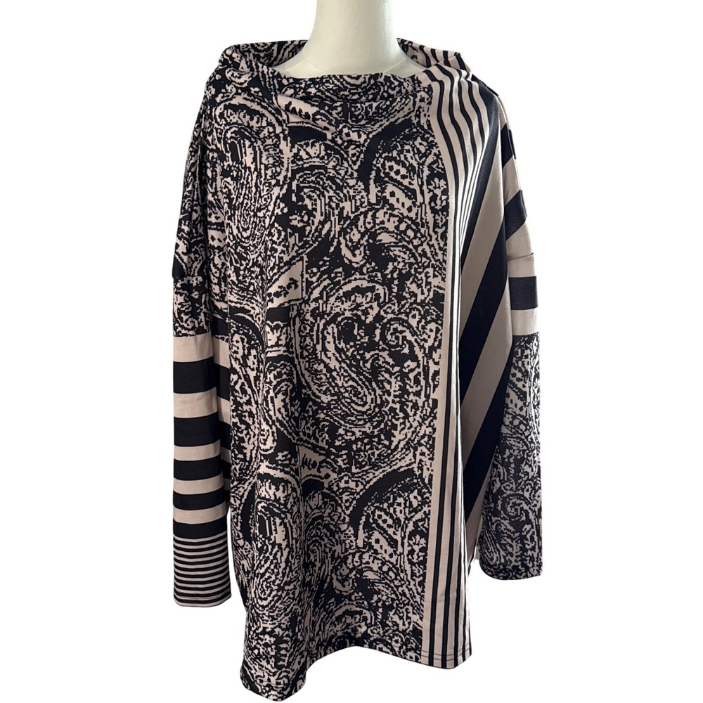 UOOZEE Women Mixed Print Stripe Paisley Heavy Weight Long Sleeve Top Black Cream